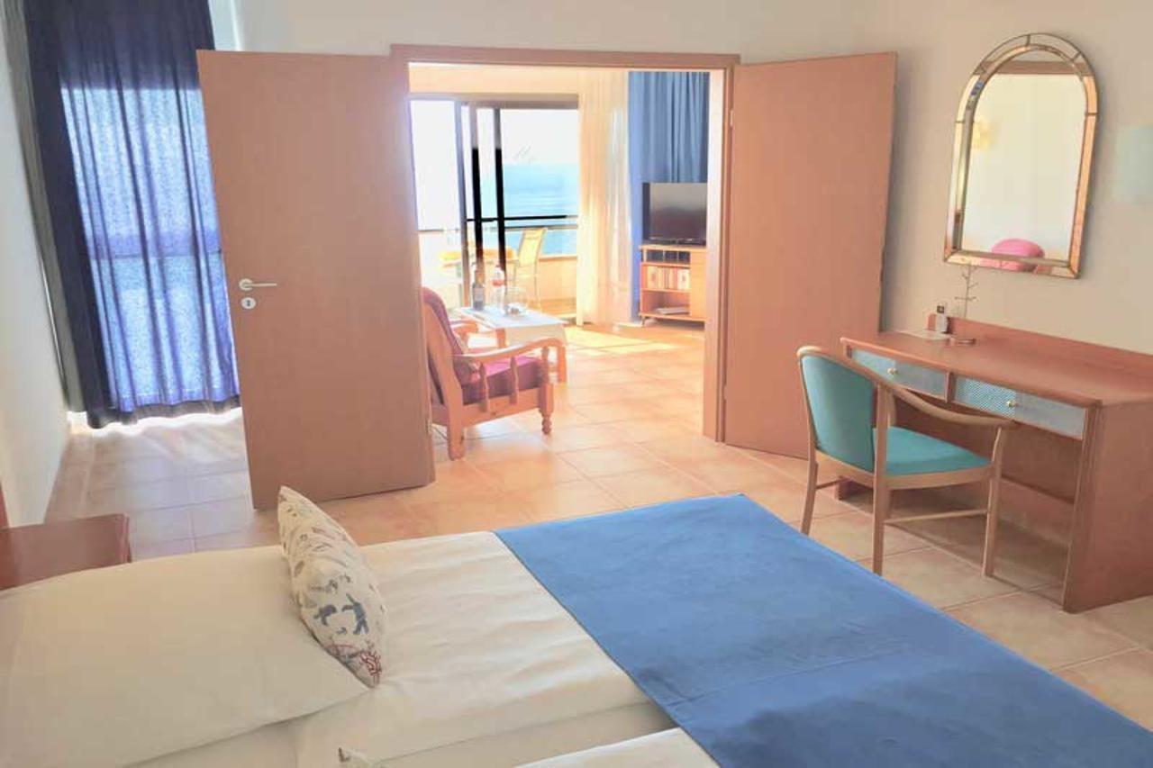 Suite Hotel Marina Playa Esquinzo Buitenkant foto
