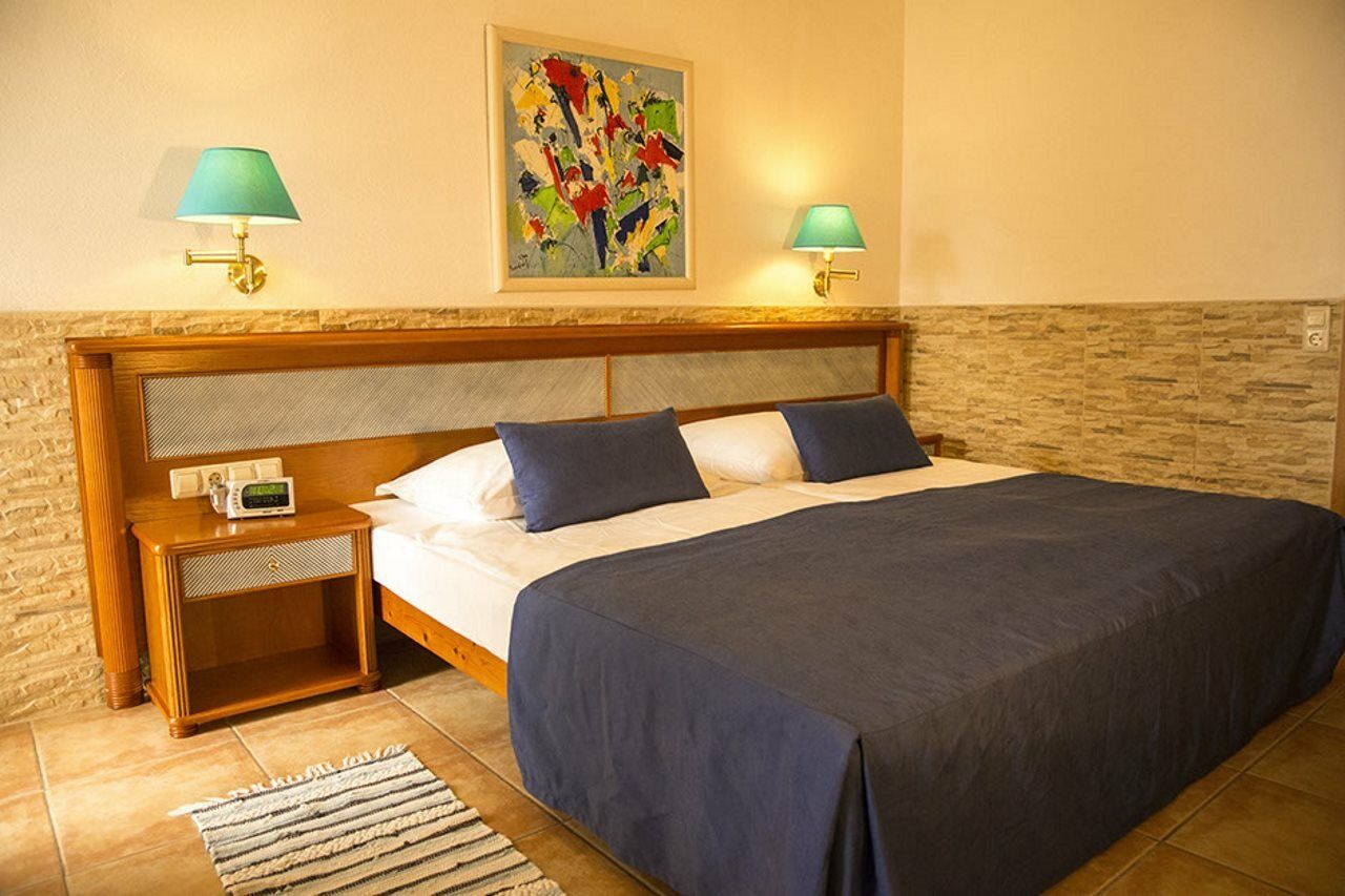 Suite Hotel Marina Playa Esquinzo Buitenkant foto